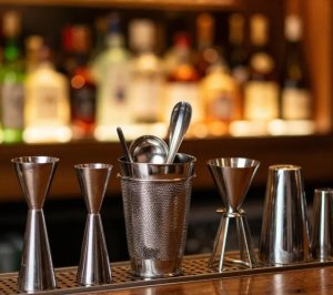 כלים למתכון קוקטייל קלובר